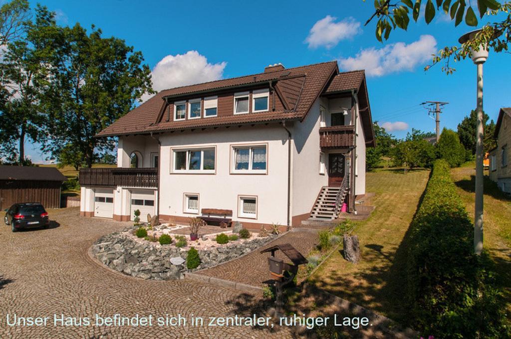 Ferienwohnung Jessica Geroldsgrun Bagian luar foto
